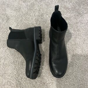 Black Chelsea Boots